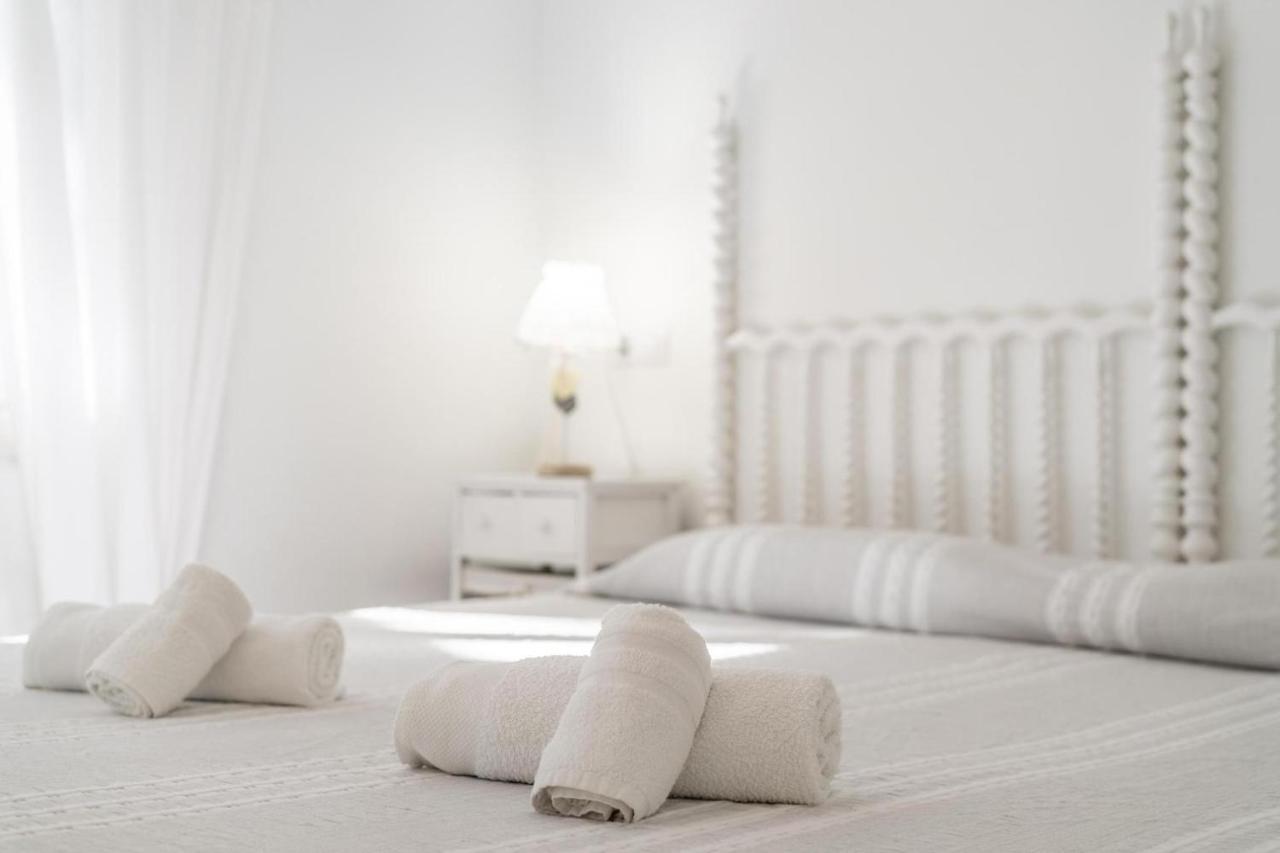 Gorgeous Renovated Cala Sant Vicenc Beach Villa Cala de Sant Vicenc Exteriör bild