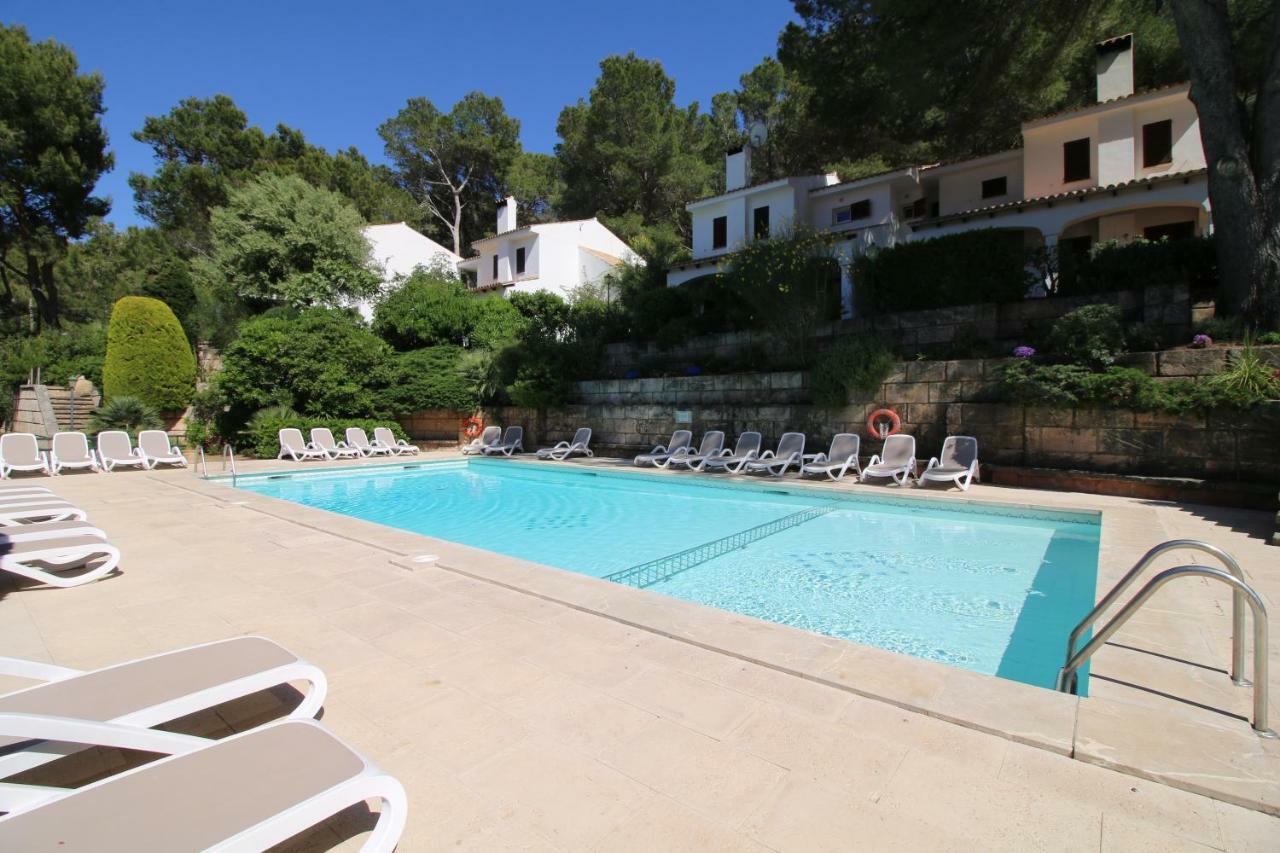 Gorgeous Renovated Cala Sant Vicenc Beach Villa Cala de Sant Vicenc Exteriör bild