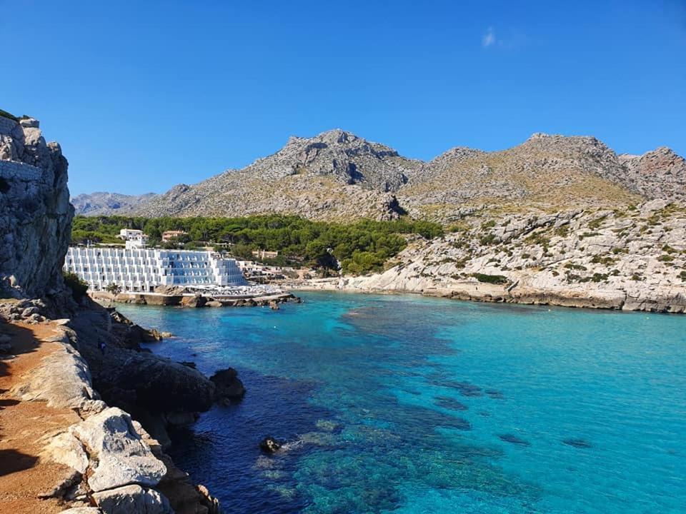 Gorgeous Renovated Cala Sant Vicenc Beach Villa Cala de Sant Vicenc Exteriör bild